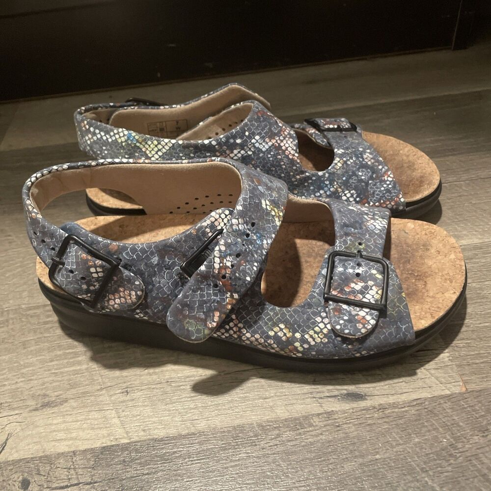 SAS Relaxed Women's Heel Strap Sandals Size 7 M Navy Blue Snake Print Leather